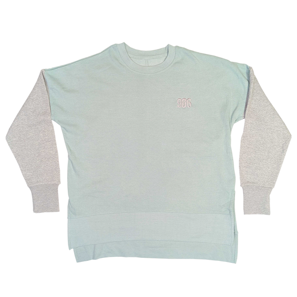 "906" Women's Green Oversized Olivia Colorblock Crewneck